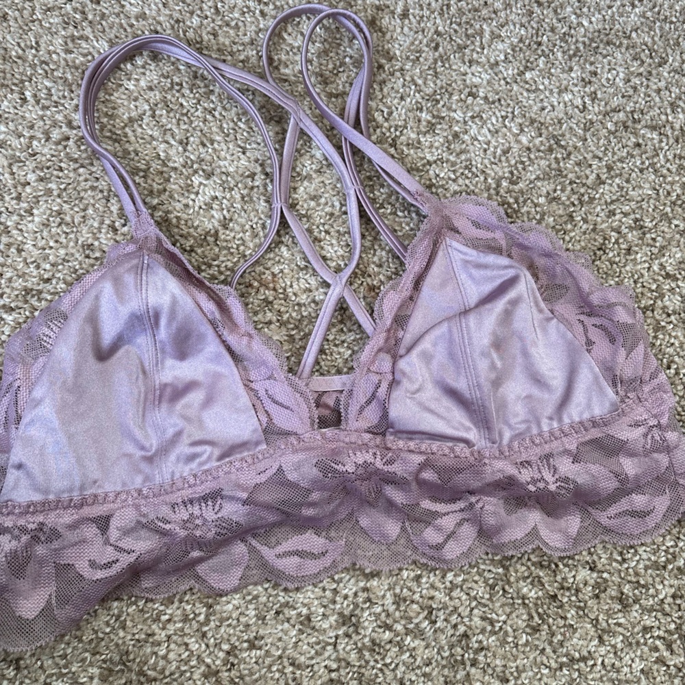 PINK Victoria's Secret Lavender Lace Bralette